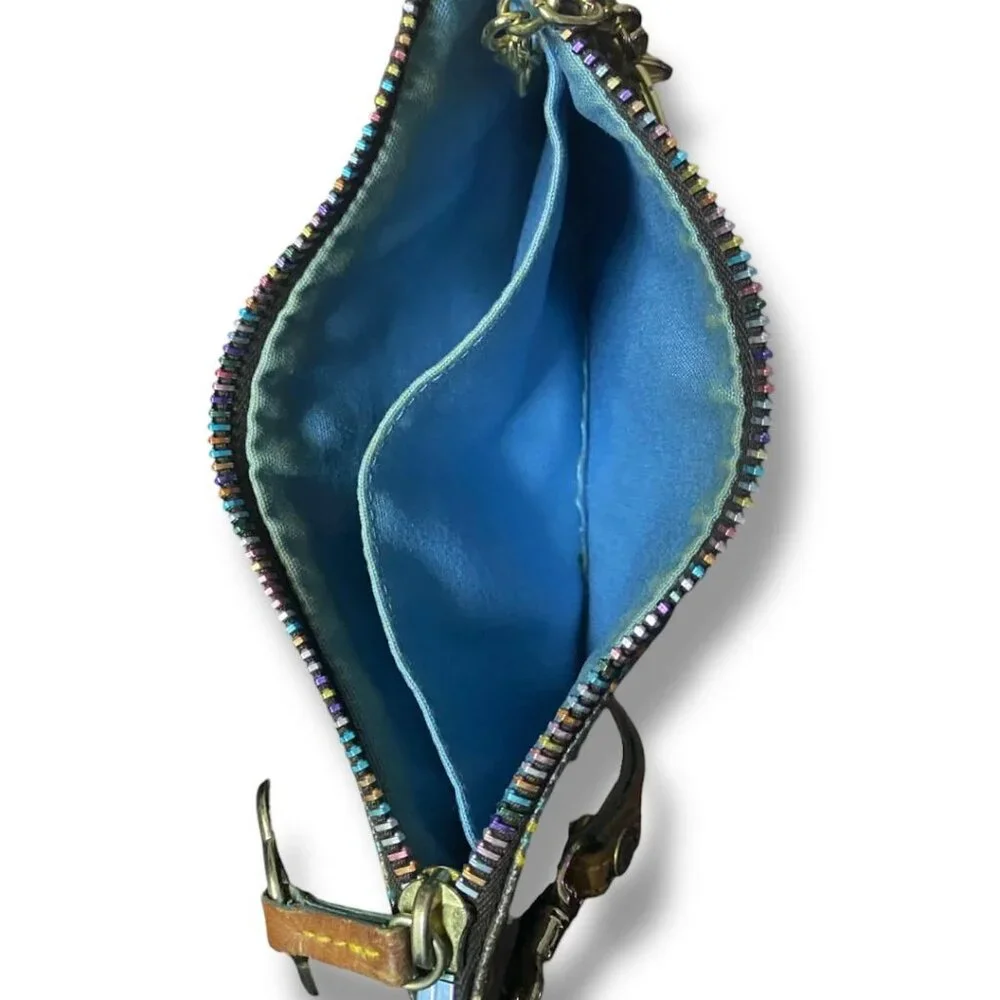Dooney & Bourke - monogram wristlet featuring rainbow zipper and heart charm - Picture 4 of 4